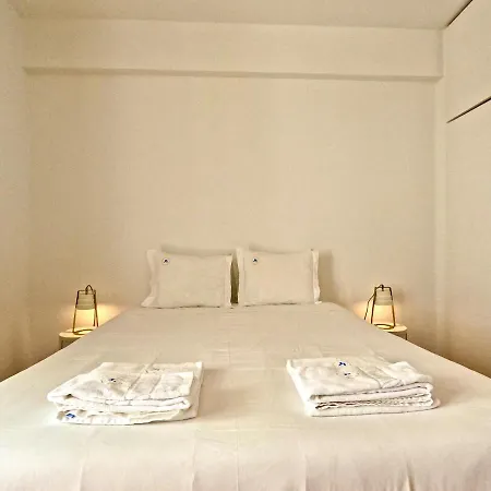 Peaceful & Panoramic Views Apartment,