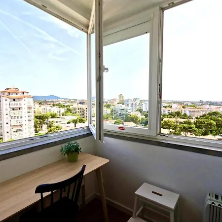 Peaceful & Panoramic Views Apartment, Apartment Cascais