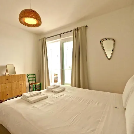 Peaceful & Panoramic Views Apartment, Apartamento Cascaes
