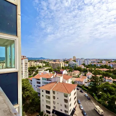 Peaceful & Panoramic Views Apartment, Cascaes