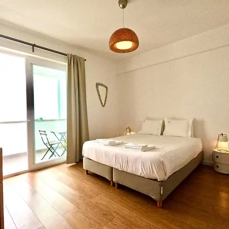 Peaceful & Panoramic Views Apartment, Apartamento Cascaes